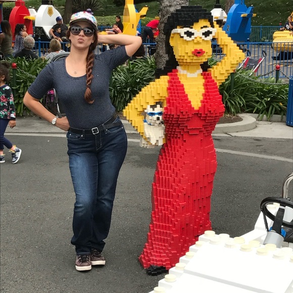 Meet your Posher, Merit - Picture 1 of 3